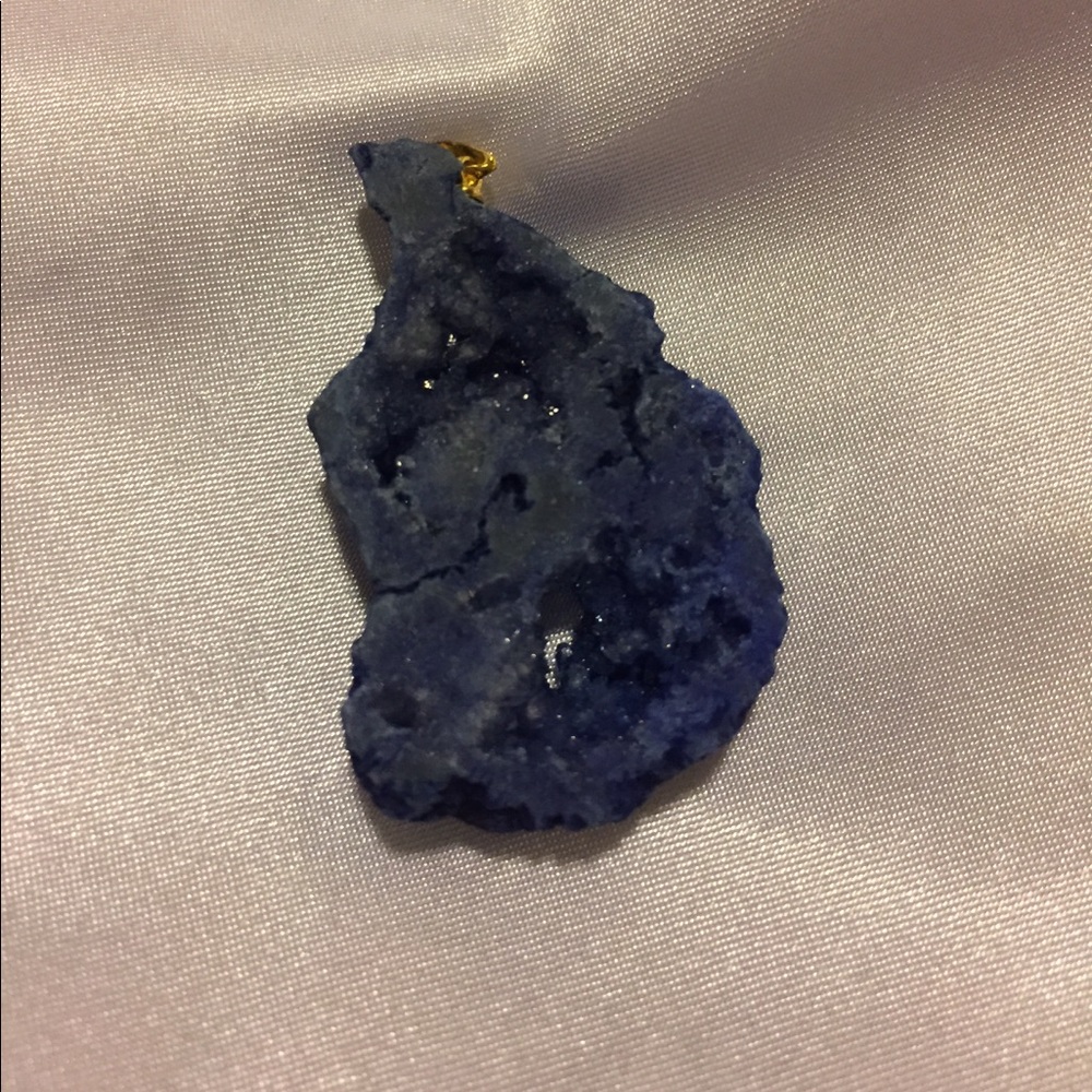 💙Brazilian Navy Geode Crystal Slice Pendant💙